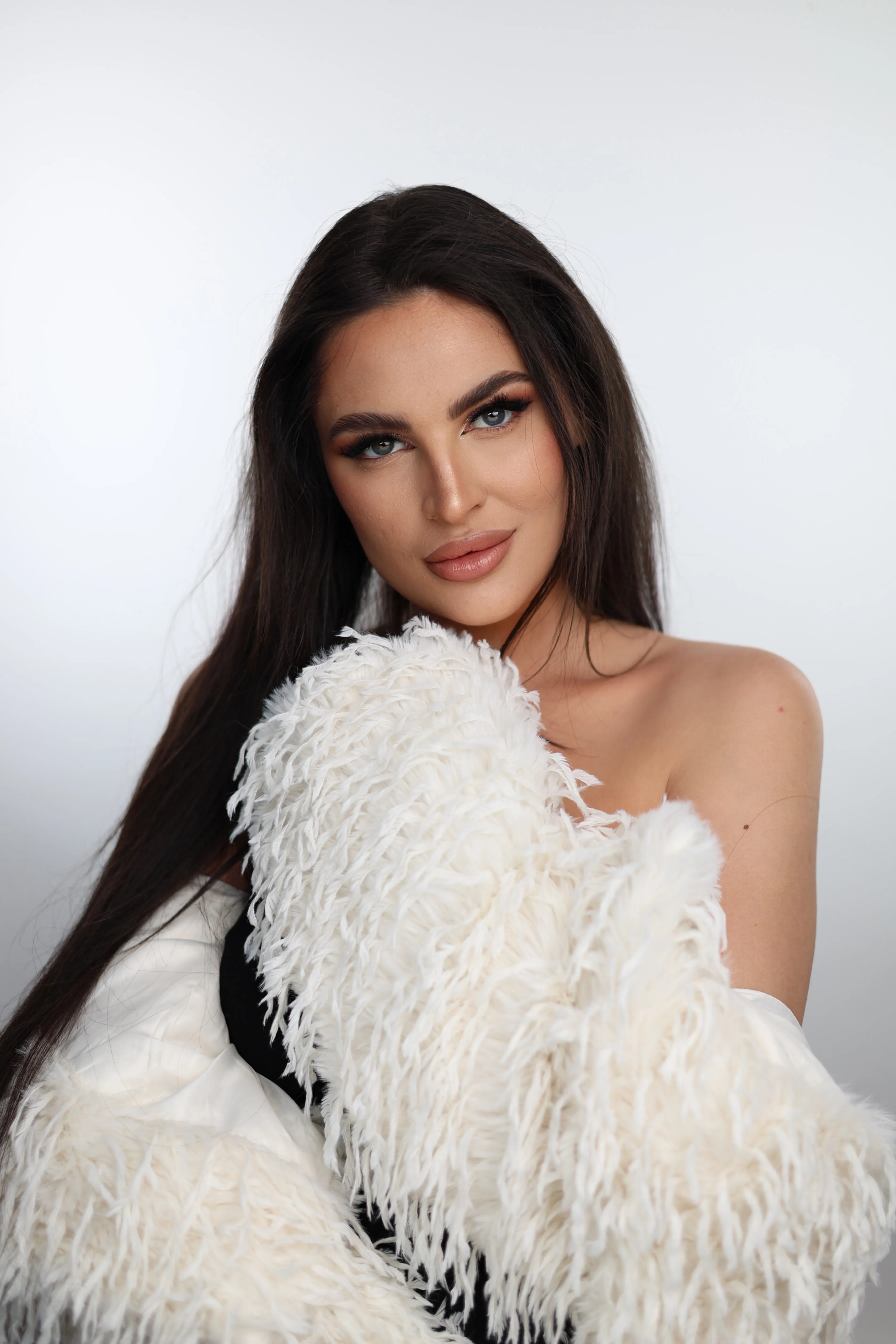 Derya Rodziak, Special Guest and International PMU Trainer